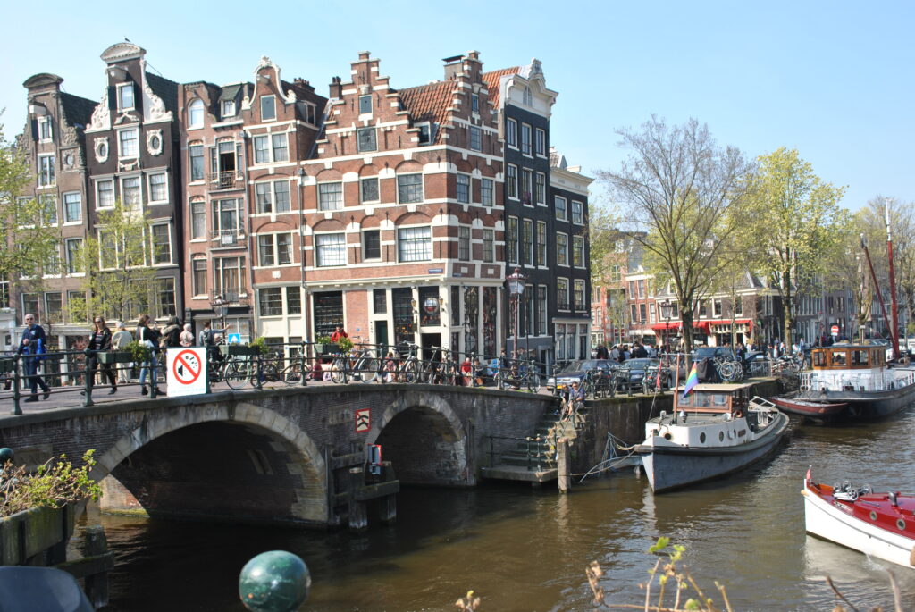 Alla ricerca dei canali più belli di Amsterdam - Brouwersgracht