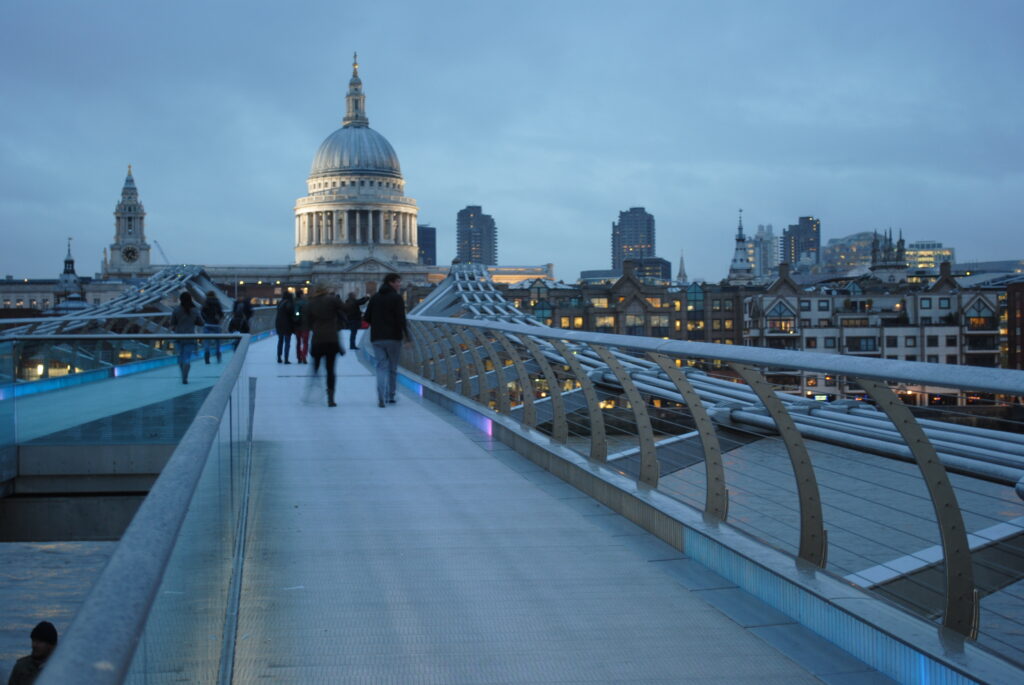 Cosa vedere a Londra in 3 giorni - Millenium Bridge e St. Paul Cathedral