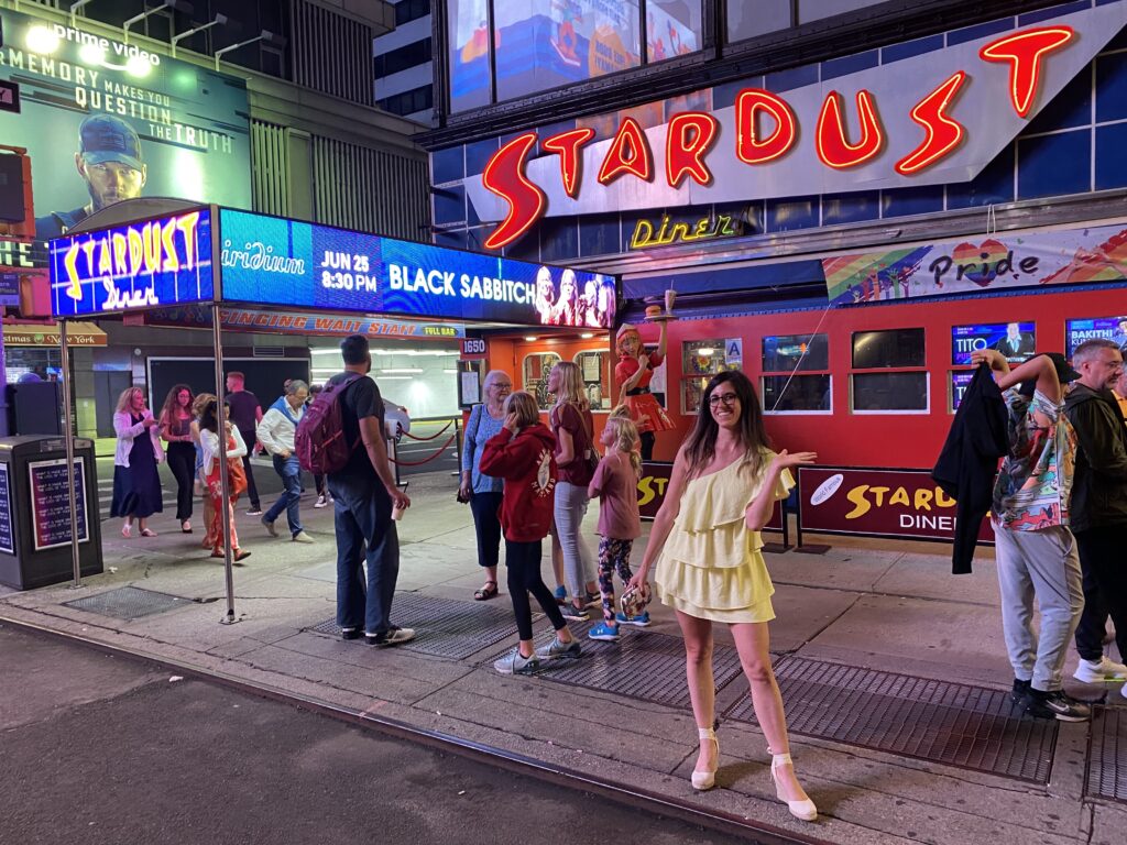 Dove mangiare a New York: Ellen's Stardust Diner