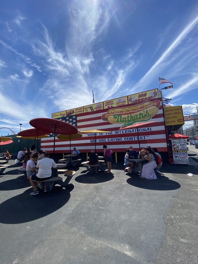 Dove mangiare a New York: Nathan's Famous