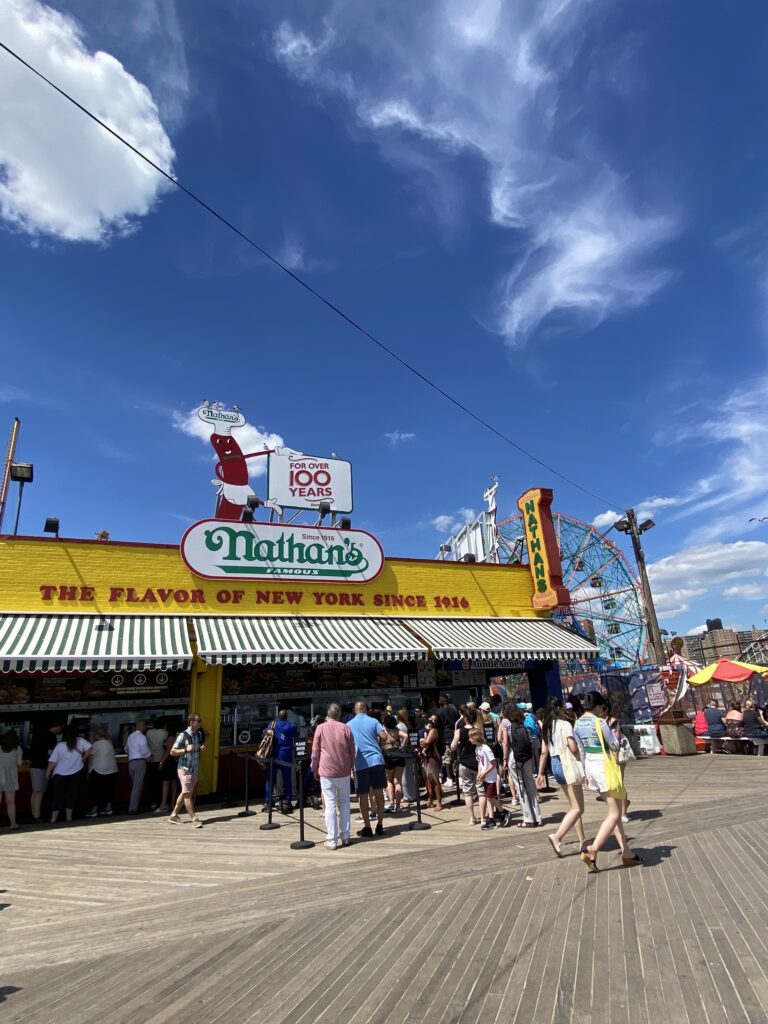 Dove mangiare a New York: Nathan's Famous